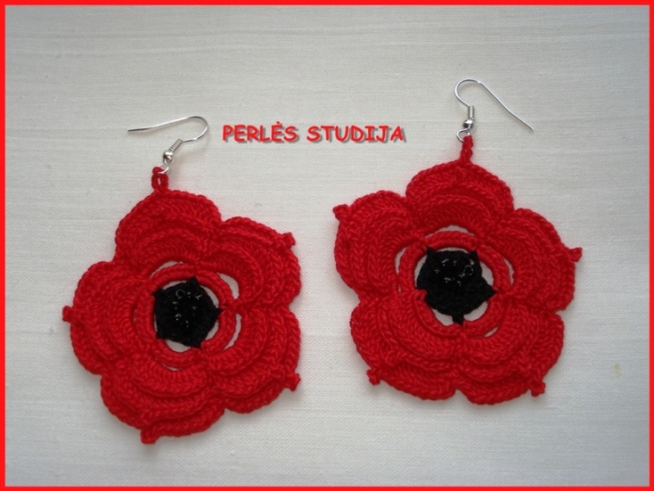 Crocheted brooch and earrings picture no. 3