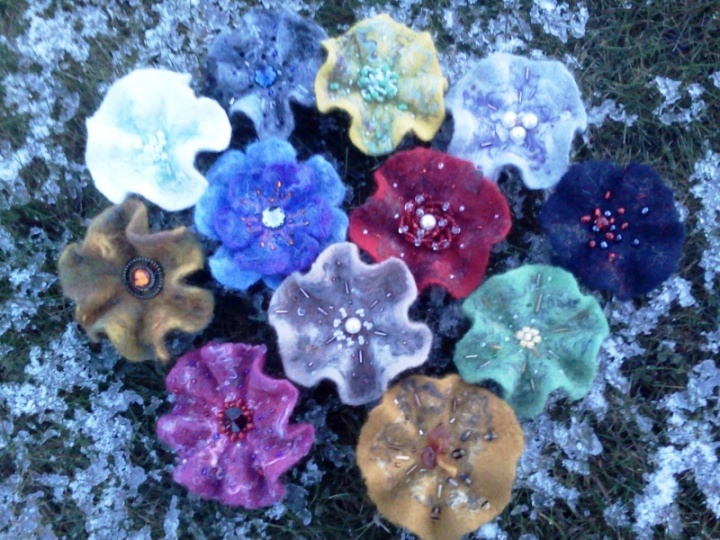 Flowered hoary