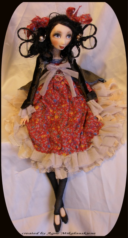 Handmade doll Elizabeth picture no. 3