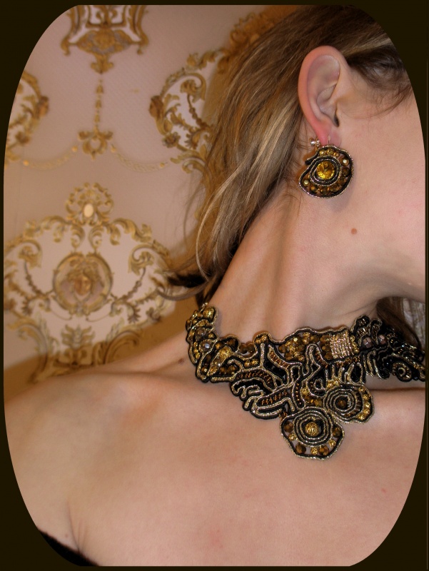 Soutache necklace with earrings (Swarovski)