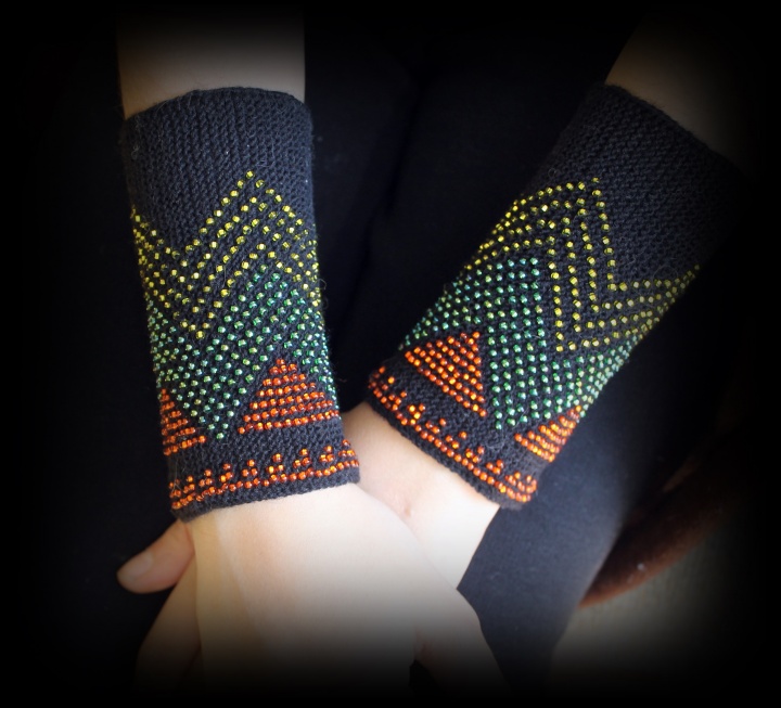 Arm Warmers for mother and daughter, Wrist Warmers Beaded , Black Wrist Warmers,