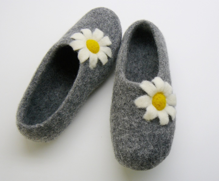 Slippers " Daisy " picture no. 2