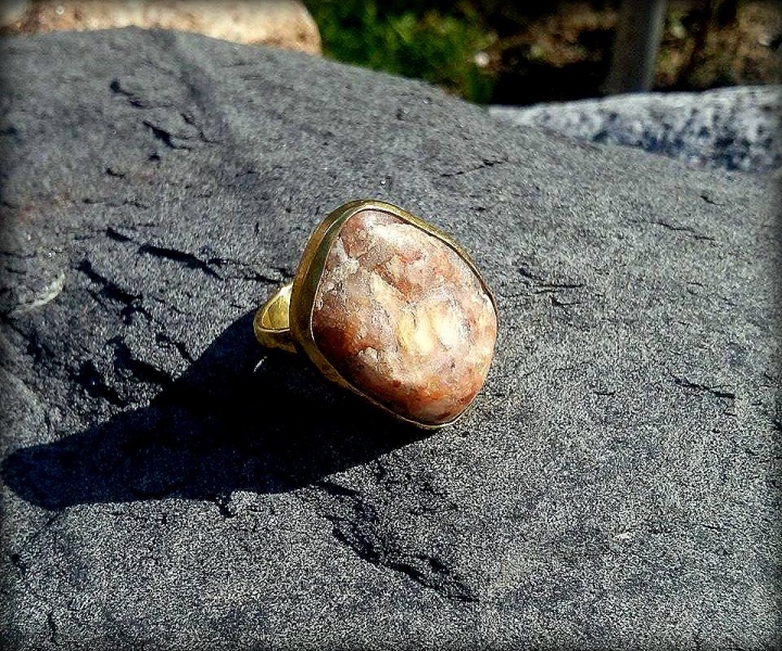 Ring with seaside stone