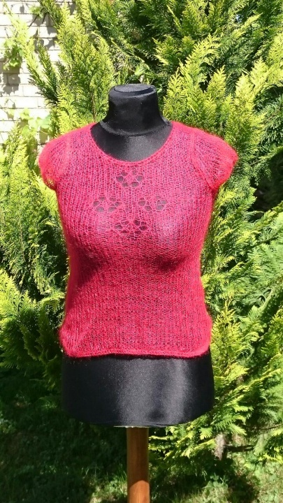 Red mohair blouse picture no. 3