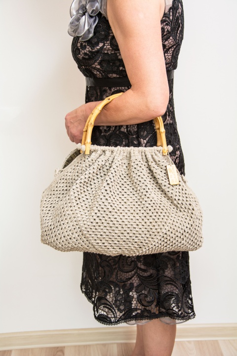 Classic linen handbag
