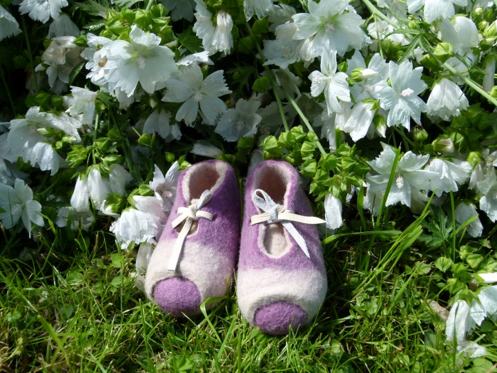 slippers for mom and baby " together " picture no. 3