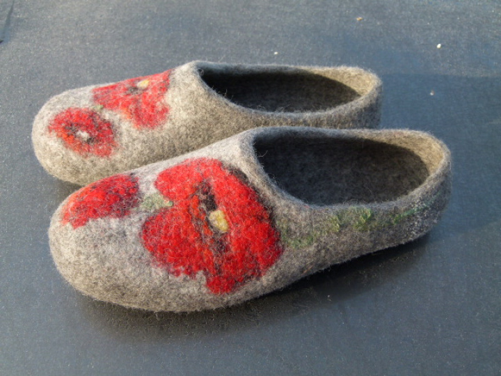 felted grey slippers " flowers"