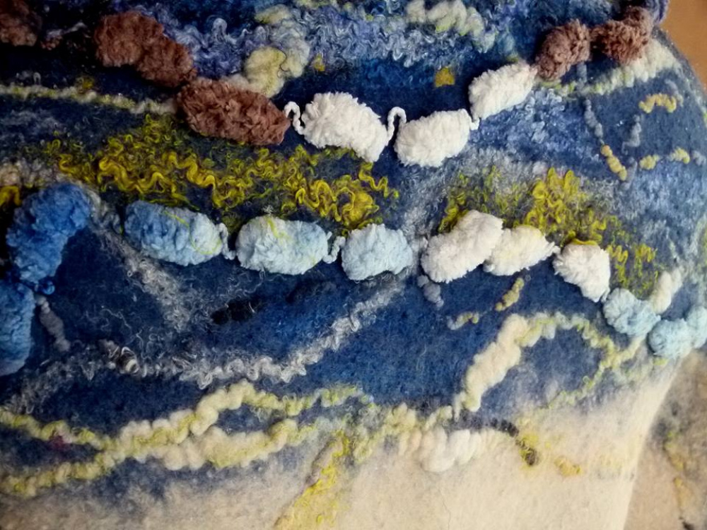 Felted blouse " snowstorm" picture no. 3