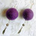Purple bubbles with feathered - Earrings - beadwork