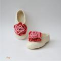 Tapukai natural wool with white rose - Shoes & slippers - felting