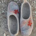 Men's warm slippers "time flow" - Shoes & slippers - felting