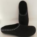 man's slippers black - Shoes & slippers - felting