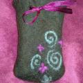 Brown decorated phone case - Accessories - felting