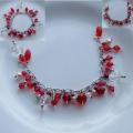Red Fruit - Bracelets - beadwork