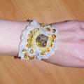 Gently hold a handful of resin, - Bracelets - needlework