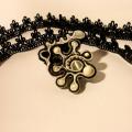 black and white - Brooches - beadwork