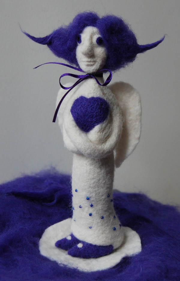 angeliuke Violeta