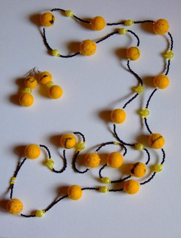 Necklace with earrings