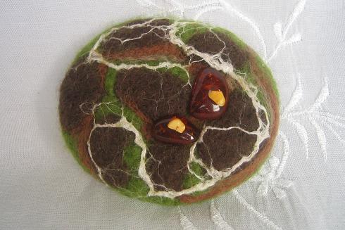brooch