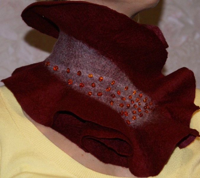 Wool collar