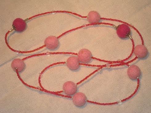 Felt necklace