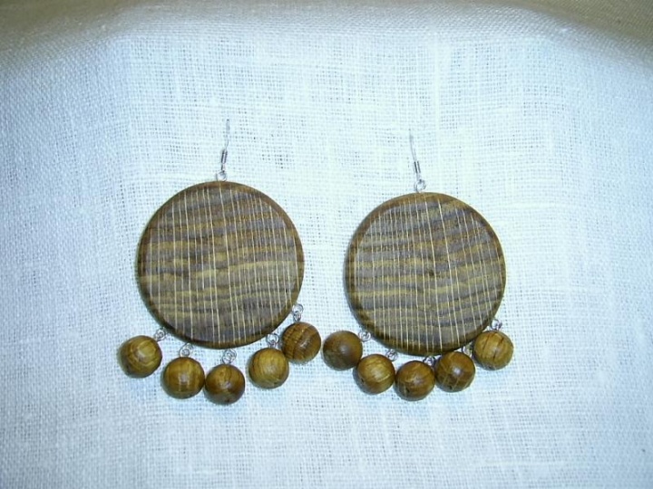 Wooden earrings 0171