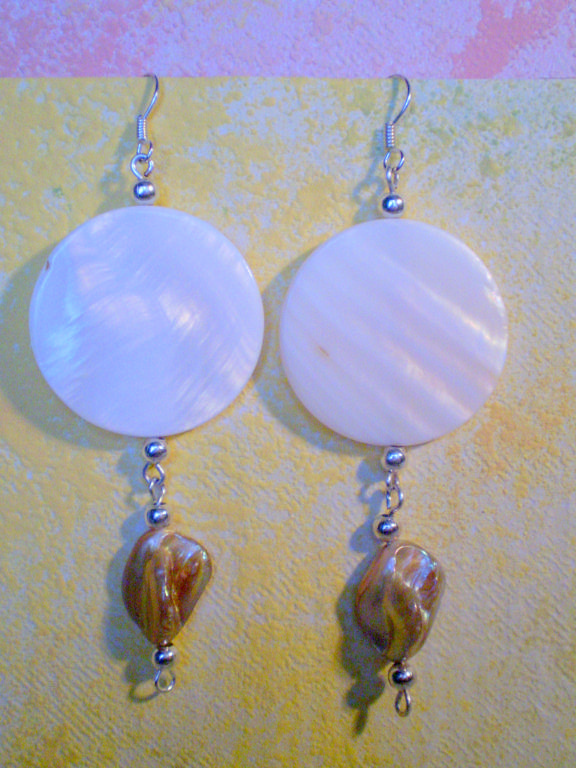 025thPearl, shell beads.