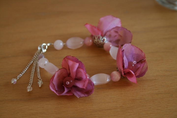 bracelet " cherry blossoms "