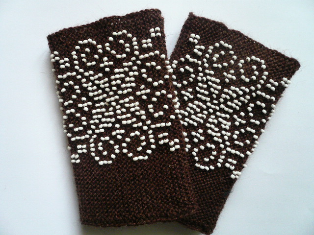 GP-322 Wristlet brown color. ~ 13X8cm.