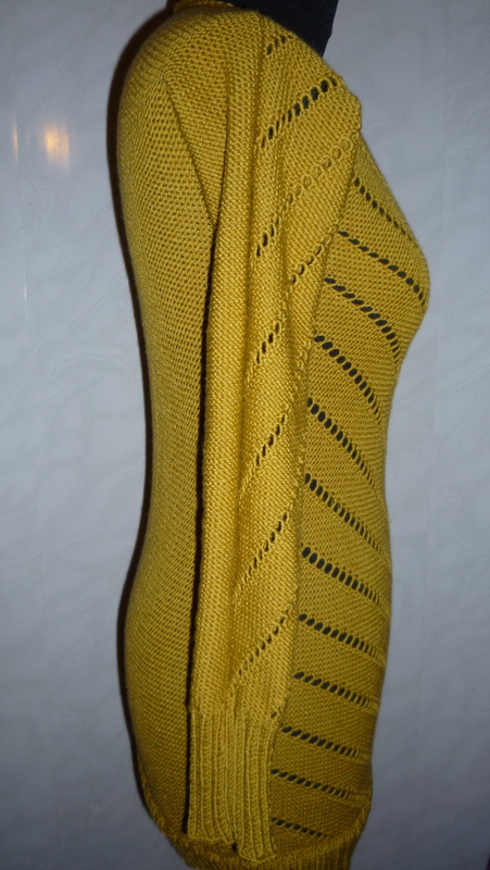 a bright green tunic picture no. 2