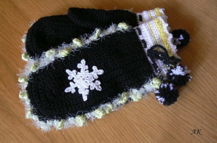 GLOVES
