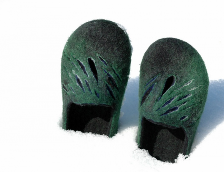 Dark, deep green ..