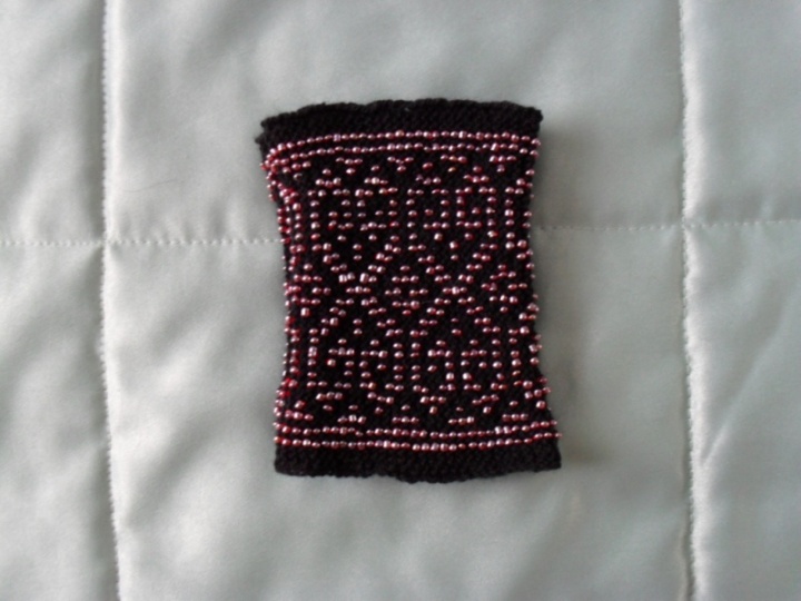 Black wristlets picture no. 2