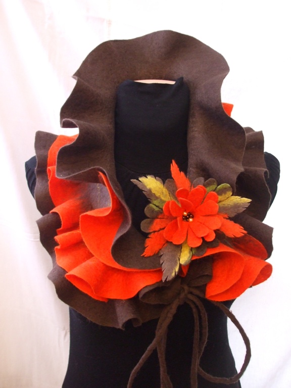 Brown-orange scarf