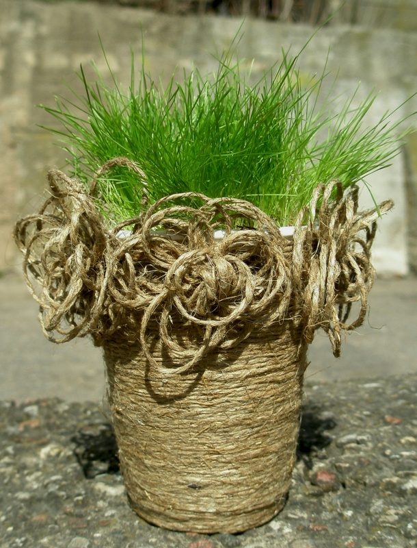 Easter grass pasipuošusiame cup :)