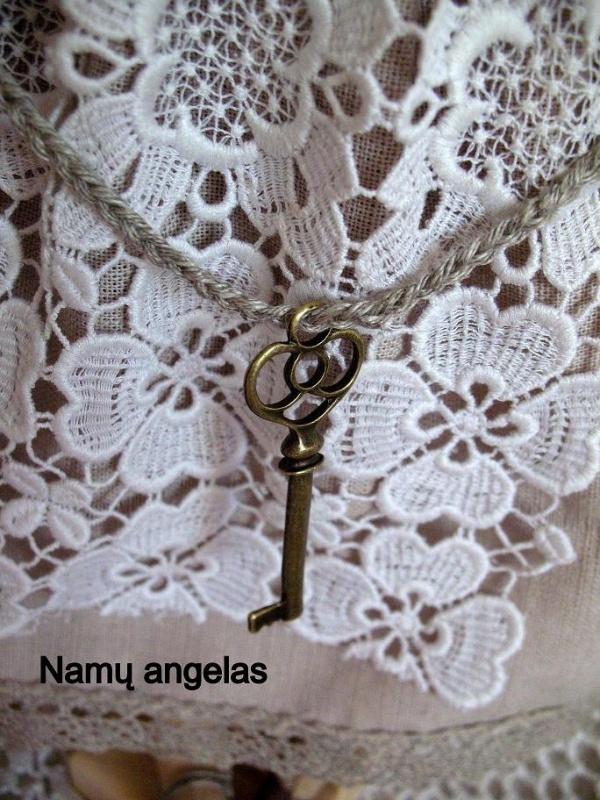 HOME ANGEL picture no. 2