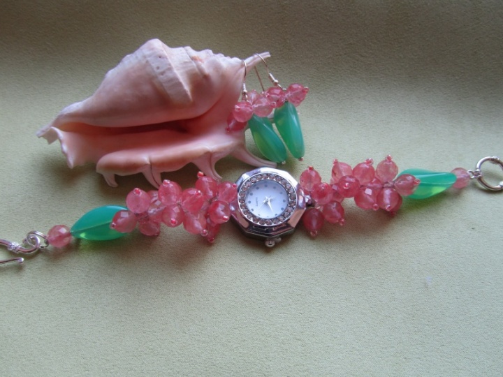 Clock - Spring blossom picture no. 2