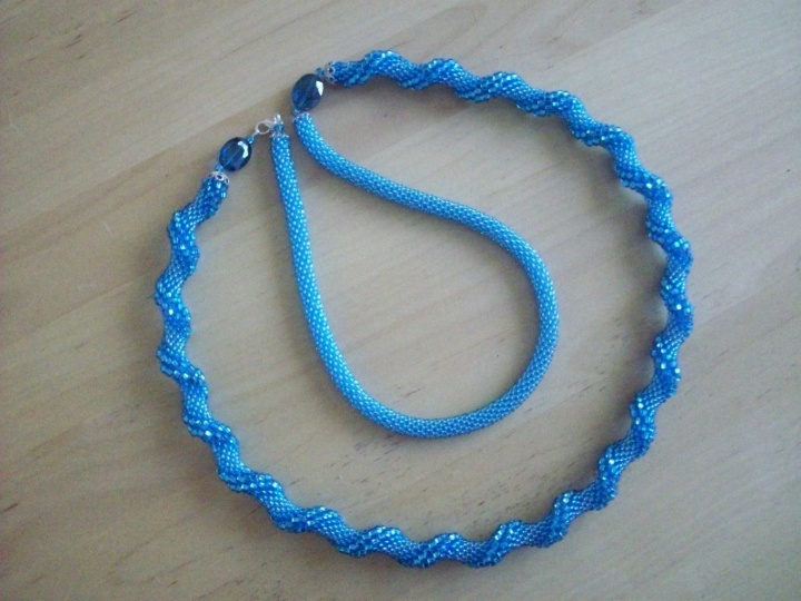 Tows " Blue Sea "