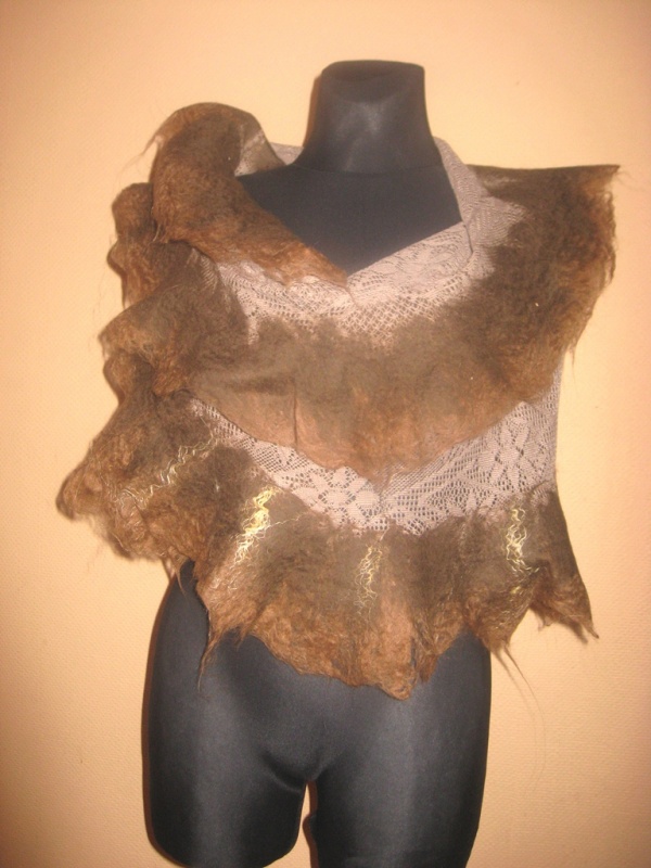 Crocheted mantle