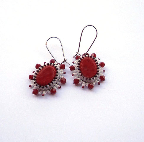 Red jadeite cabochon earrings picture no. 3