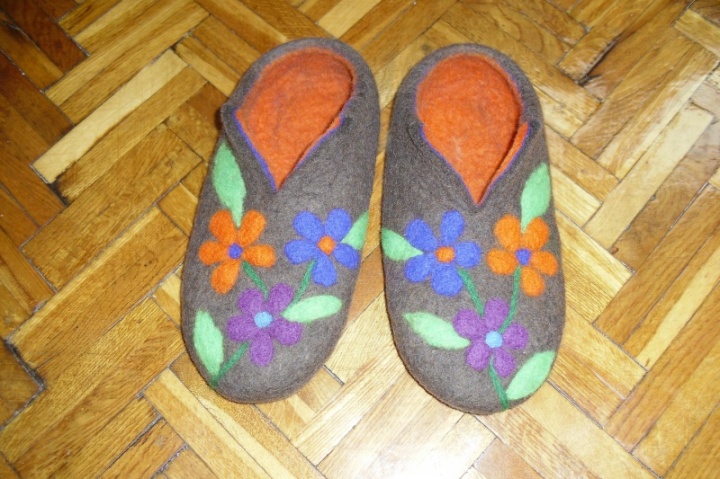 Felt slippers picture no. 3