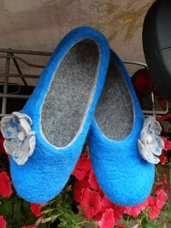 Blue, blue ...