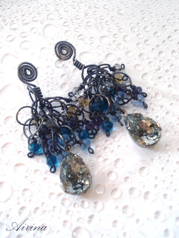 Dark Water with pendant picture no. 2