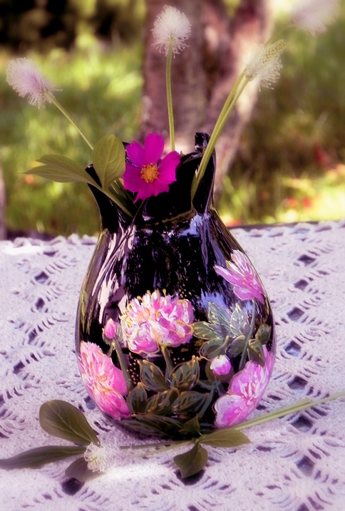 Vase with peony
