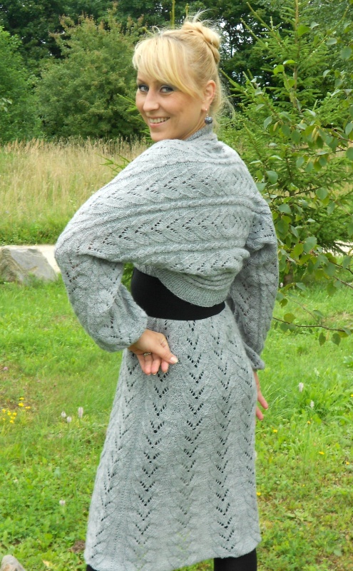 Dress and bolero picture no. 2
