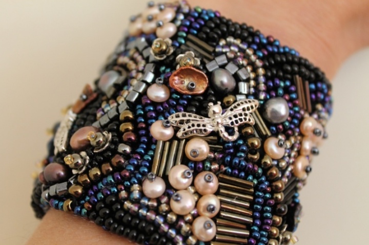 Bracelet ... a bit of romance