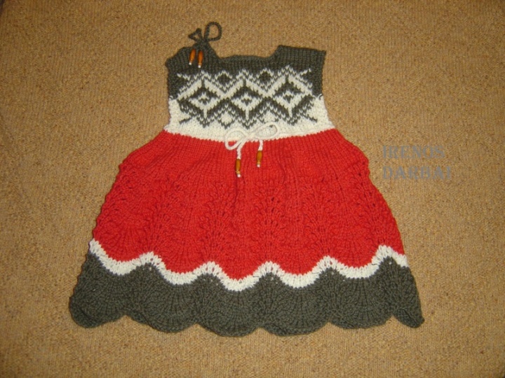 Knitted dress for picture no. 3