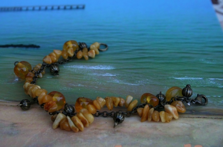Bracelets " Amber drops " picture no. 2