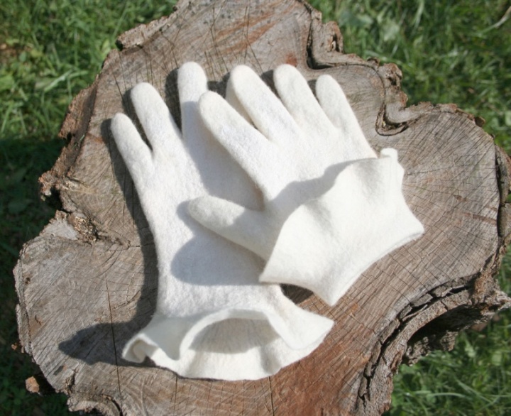 white gloves picture no. 3