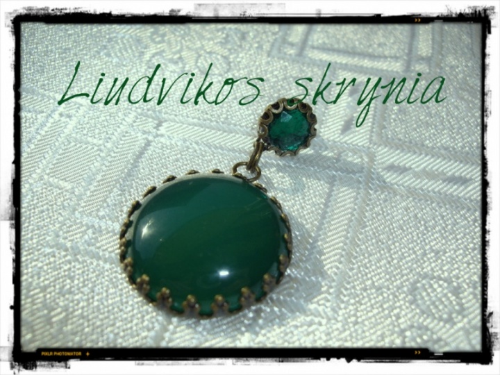 Agate earrings